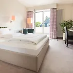 Hotell Fontana 3*
