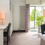 Hotell Fontana 3*