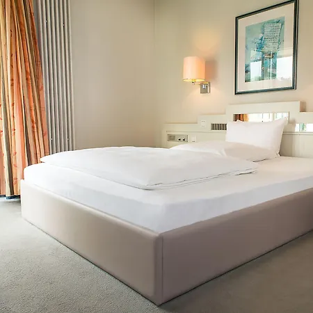 Fontana Hotel 3*