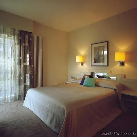 Hotell Fontana 3*