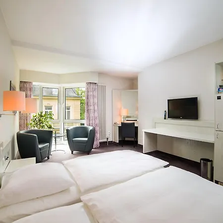 Hotell Fontana 3*