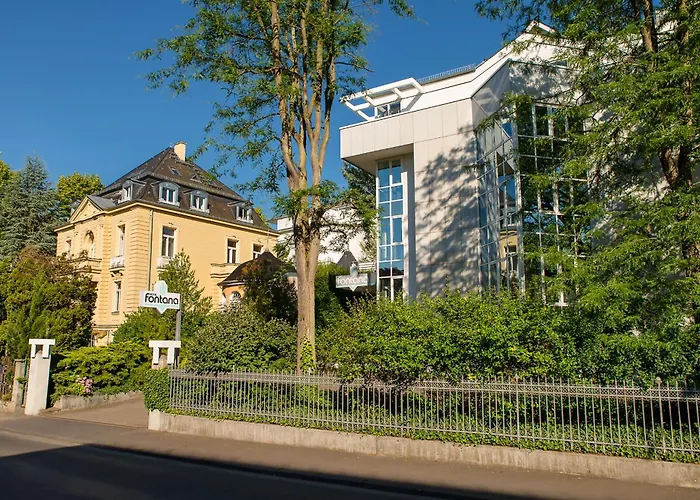 Отель Fontana